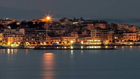 crotone notturno movida