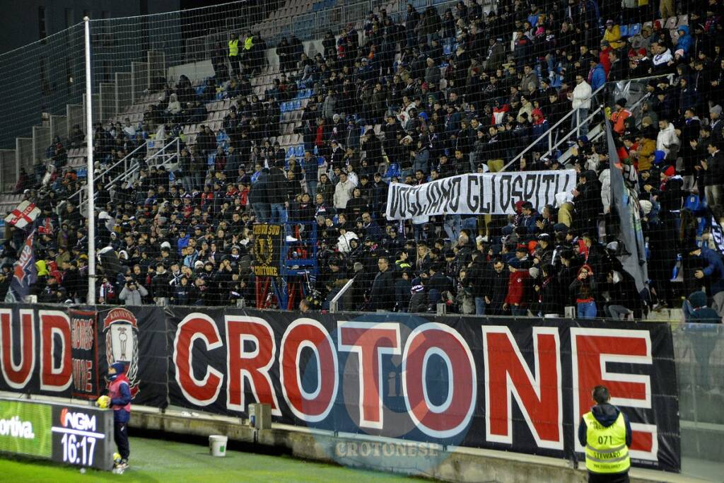 crotone catania  1 