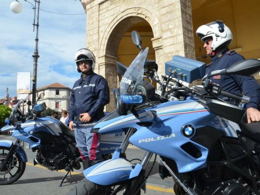 polizia di stato Crotone