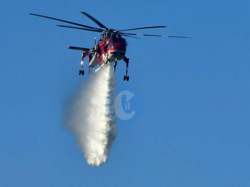 incendi 30 luglio 2024