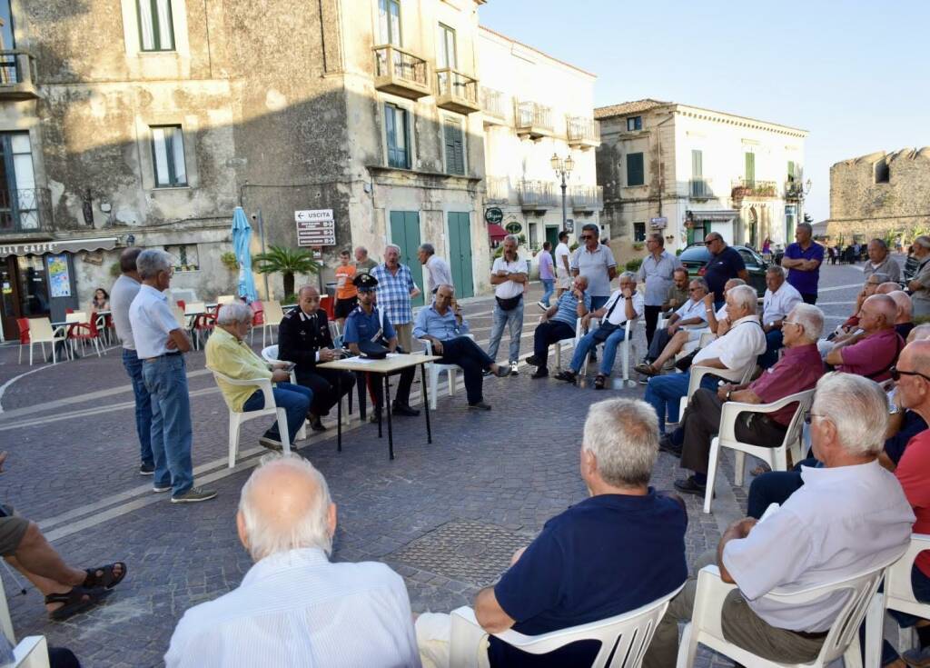 incontro carabinieri santa severina