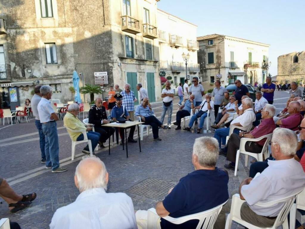 incontro carabinieri santa severina