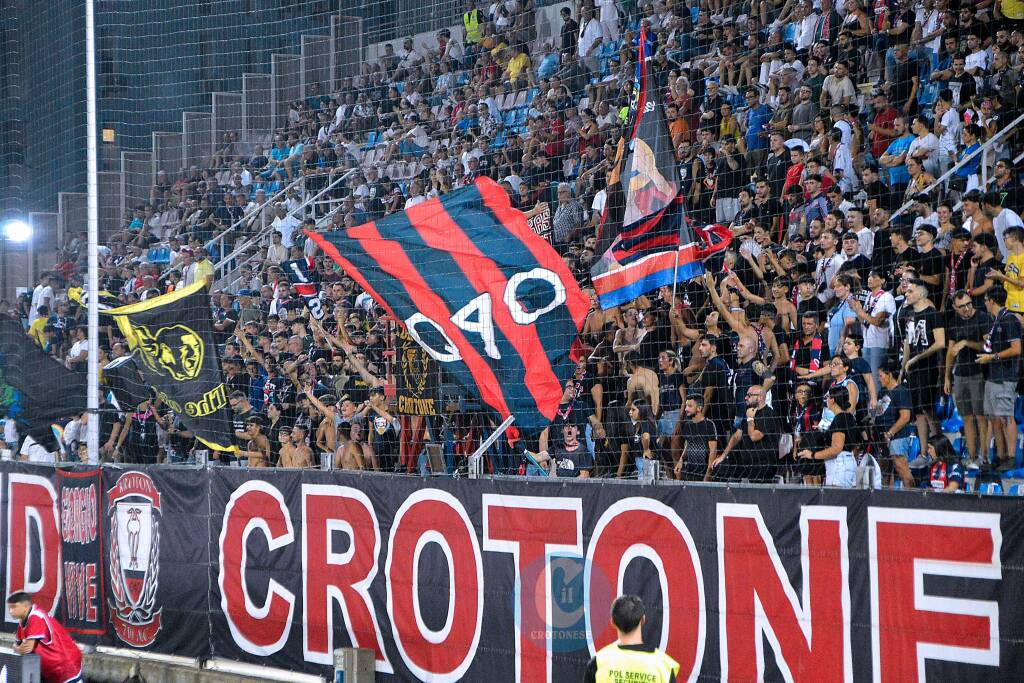 Crotone-Trapani 1-2