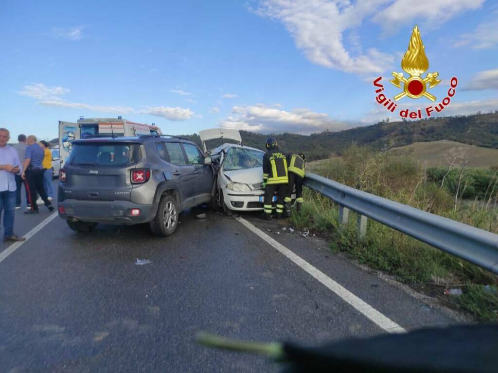 incidente mortale strada provinciale Cutro